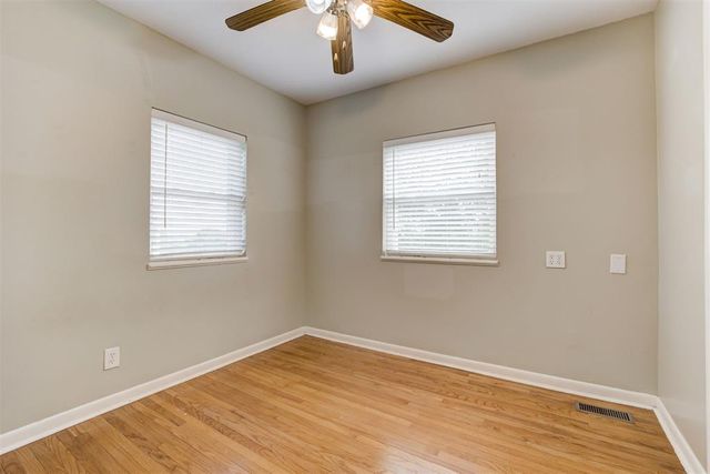 405 N Park Place, Guthrie, OK 73044