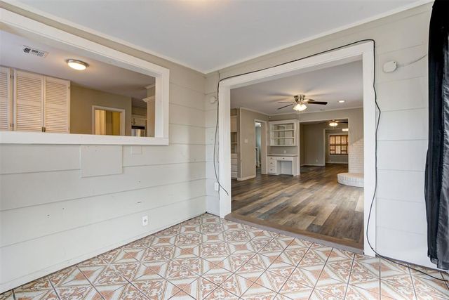 405 N Park Place, Guthrie, OK 73044