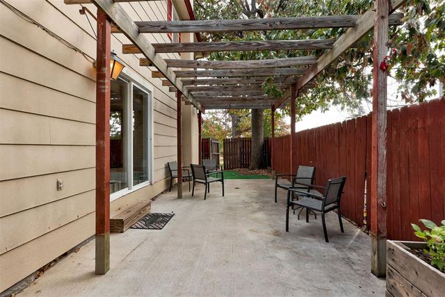 405 N Park Place, Guthrie, OK 73044