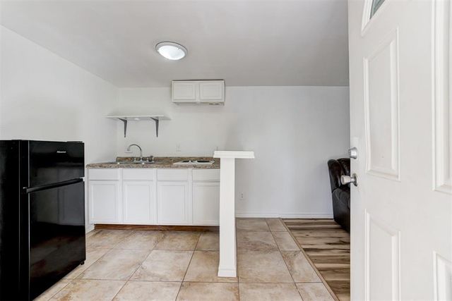 405 N Park Place, Guthrie, OK 73044