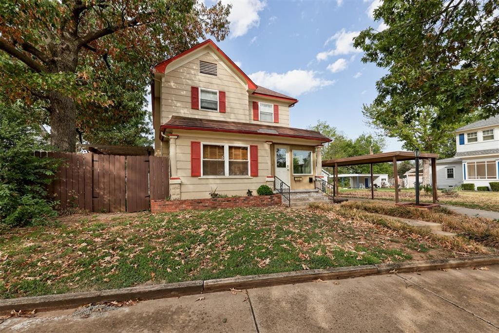 405 N Park Place, Guthrie, OK 73044