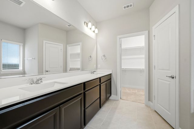 11724 Toppell Trail, Fort Worth, TX 76052