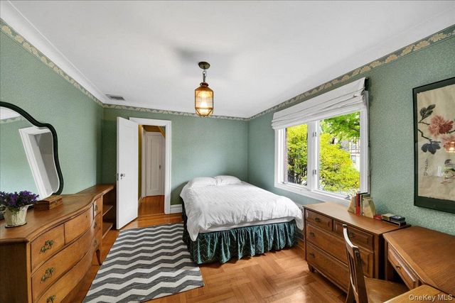 184 Commonwealth Avenue, Mount Vernon, NY 10552
