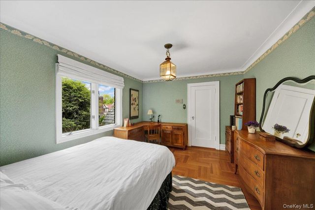 184 Commonwealth Avenue, Mount Vernon, NY 10552