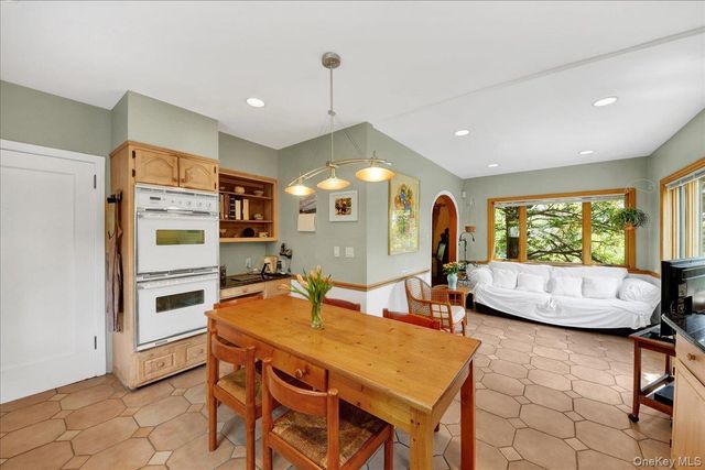 184 Commonwealth Avenue, Mount Vernon, NY 10552
