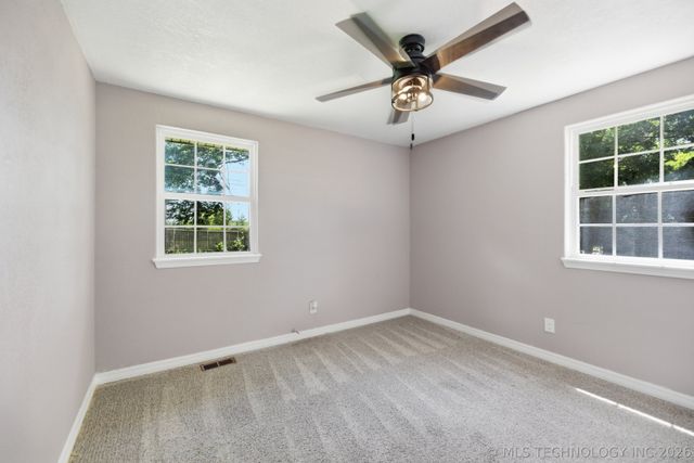 1506 Clayton Drive, Tahlequah, OK 74464