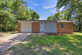 1506 Clayton Drive, Tahlequah, OK 74464