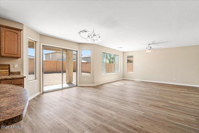 1852 N DESERT WILLOW Street, Casa Grande, AZ 85122