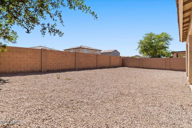1852 N DESERT WILLOW Street, Casa Grande, AZ 85122