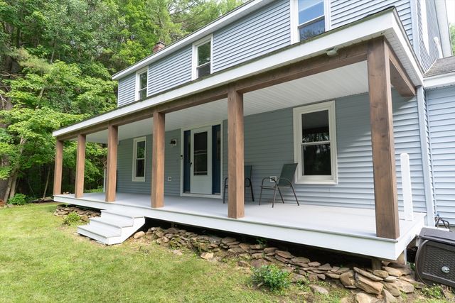283 Adams Road, Oakham, MA 01068
