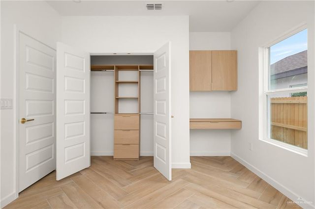 2220 N Revolution Street, Edinburg, TX 78541