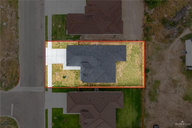 2220 N Revolution Street, Edinburg, TX 78541