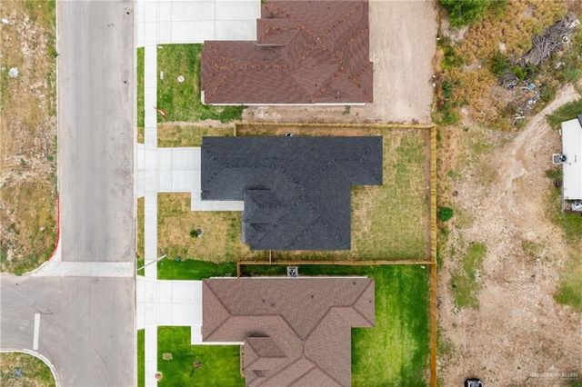 2220 N Revolution Street, Edinburg, TX 78541