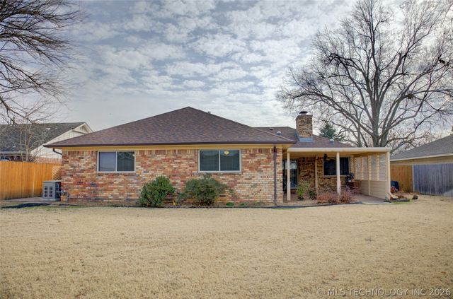 7249 E 57th Street, Tulsa, OK 74145