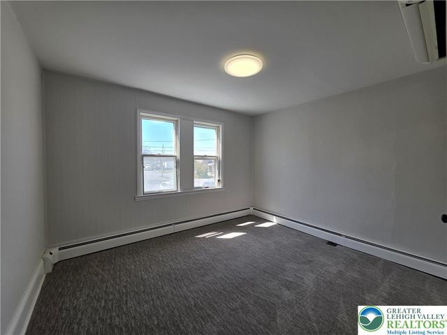 12 Craigie Street, Palmer Twp, PA 18045