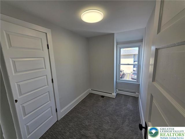 12 Craigie Street, Palmer Twp, PA 18045