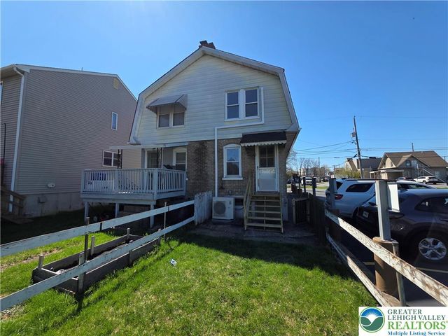 12 Craigie Street, Palmer Twp, PA 18045