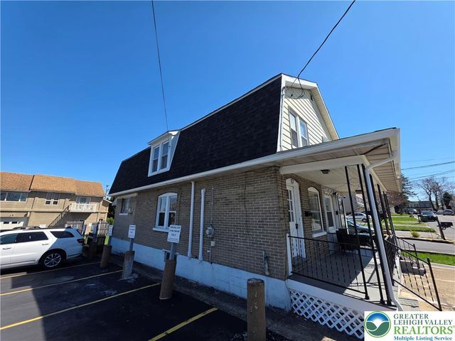 12 Craigie Street, Palmer Twp, PA 18045