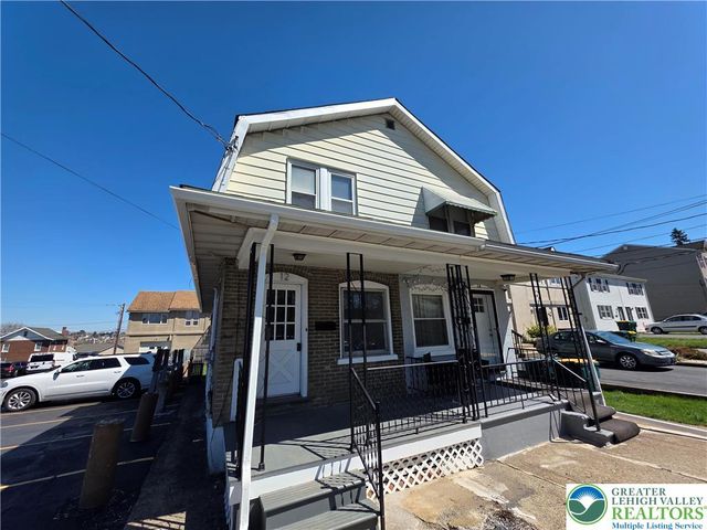 12 Craigie Street, Palmer Twp, PA 18045