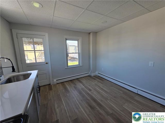 12 Craigie Street, Palmer Twp, PA 18045