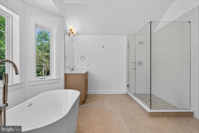 322 PENNINGTON ROCKY RD, Pennington, NJ 08534