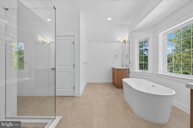 322 PENNINGTON ROCKY RD, Pennington, NJ 08534