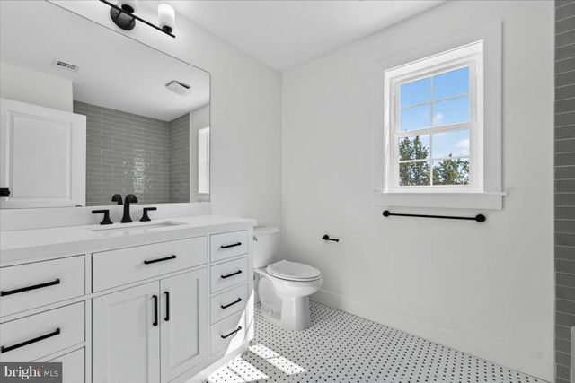 322 PENNINGTON ROCKY RD, Pennington, NJ 08534