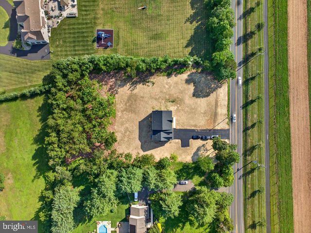 322 PENNINGTON ROCKY RD, Pennington, NJ 08534