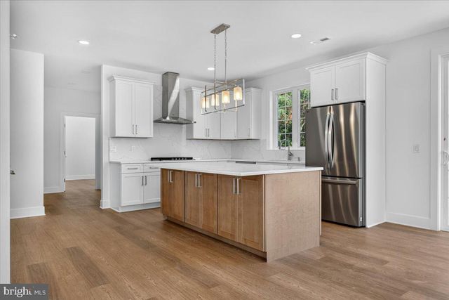322 PENNINGTON ROCKY RD, Pennington, NJ 08534