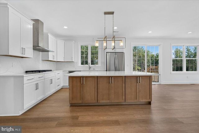322 PENNINGTON ROCKY RD, Pennington, NJ 08534
