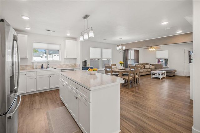 4621 N Whitehouse St, Spokane, WA 99205