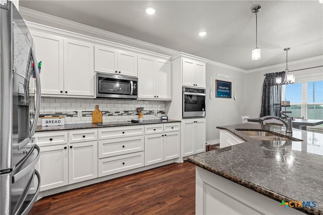 108 Hatter Drive, Moody, TX 76557