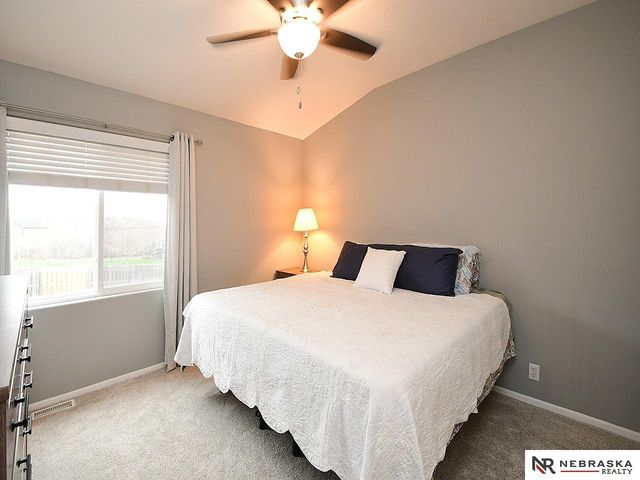 17106 Taylor Street, Omaha, NE 68116