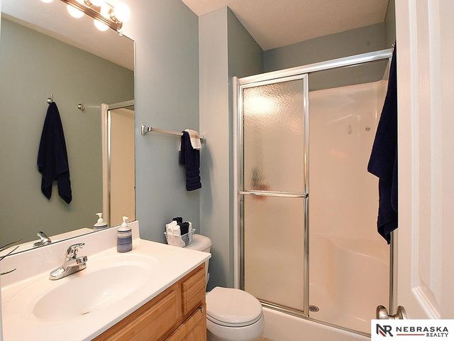 17106 Taylor Street, Omaha, NE 68116