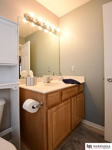 17106 Taylor Street, Omaha, NE 68116