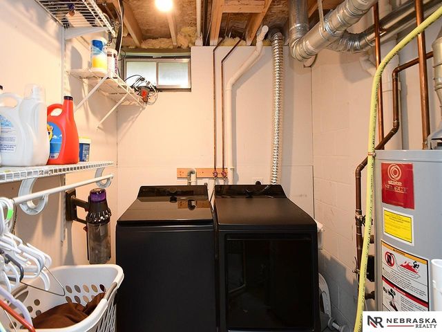 17106 Taylor Street, Omaha, NE 68116