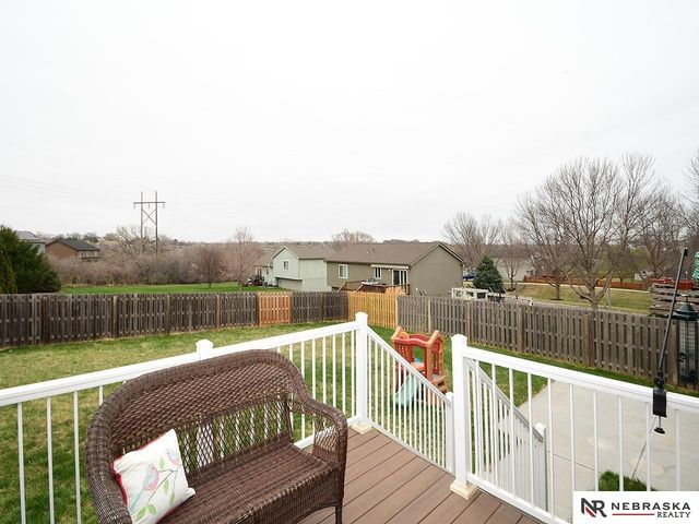 17106 Taylor Street, Omaha, NE 68116