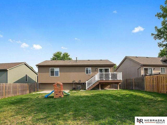 17106 Taylor Street, Omaha, NE 68116