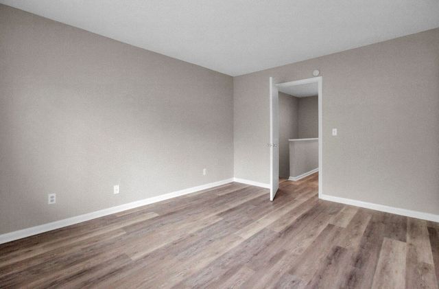 1530 Fort Johnson Road 1e, Charleston, SC 29412