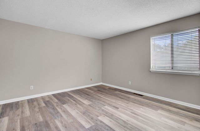 1530 Fort Johnson Road 1e, Charleston, SC 29412