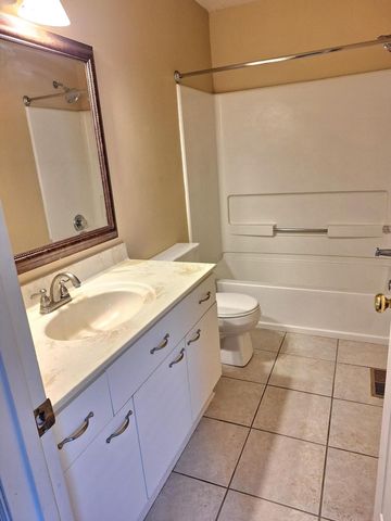 18 W Russell Street, Columbus, OH 43215
