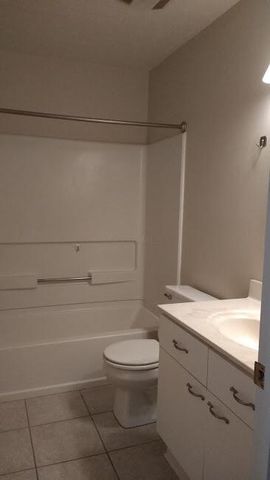 18 W Russell Street, Columbus, OH 43215