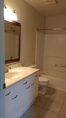 18 W Russell Street, Columbus, OH 43215