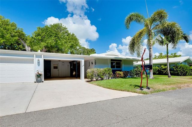 1350 STAFFORD LANE 1422, Sarasota, FL 34232