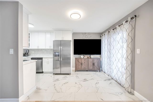 162 Eagle Hill Court, Middle Island, NY 11953