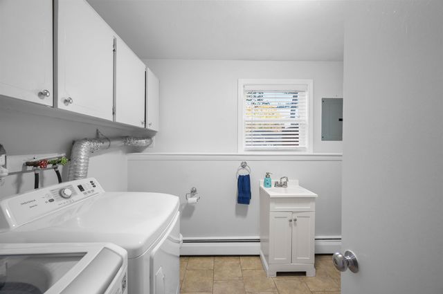 4 Tanglewood Drive, Dover, NH 03820