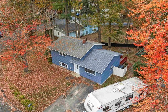 4 Tanglewood Drive, Dover, NH 03820
