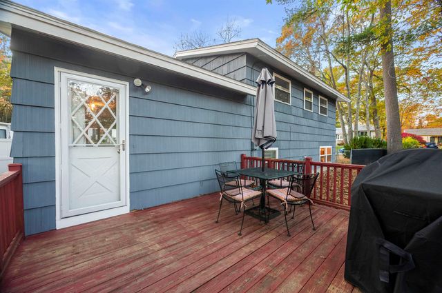 4 Tanglewood Drive, Dover, NH 03820