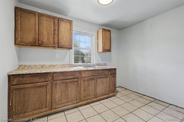 2528 Woodmere Street, Detroit, MI 48209