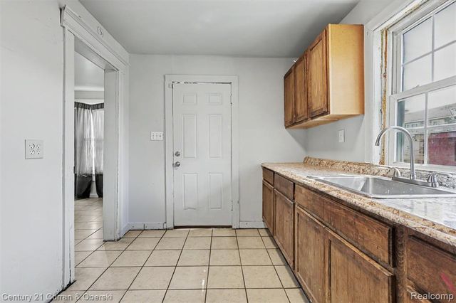 2528 Woodmere Street, Detroit, MI 48209
